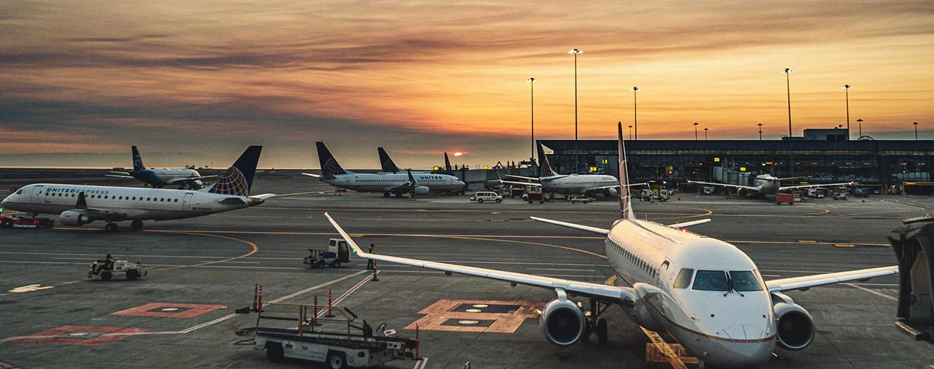 AVIACIÓN